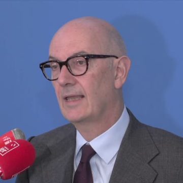 Le Ministre annonce des mesures pour les victimes des incendies