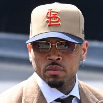 Chris Brown plaide coupable à Londres pour agression dans une boîte de nuit