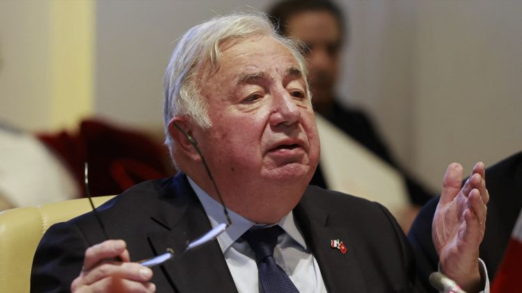 0d2d8fe8-a505-46b8-bbd0-4cd137431ea9 Gérard Larcher demande des sanctions pour des propos racistes