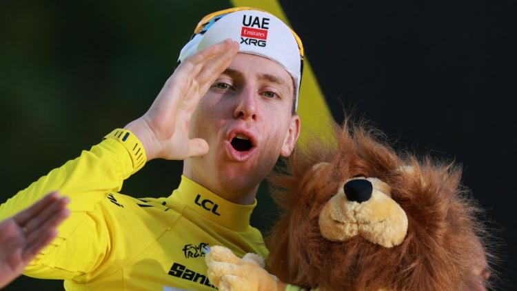 0d8fbc28-1b93-41c0-9985-20ae2bb49a13 Pogacar Triomphe au Tour de France
