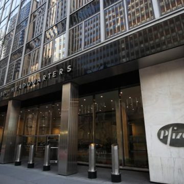 Evacuation d’un gratte-ciel à New York suite à des risques d’effondrement
