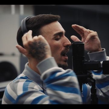 16f5dd7f-a19d-49f0-ad9d-84e70ea39867 Rels B : Un phénomène mondial de la musique hispanophone