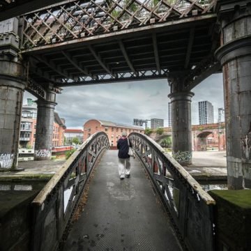 La Décentralisation au Coeur de la Politique d’Andy Burnham