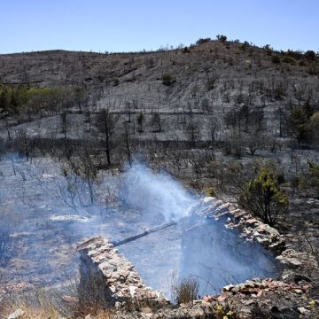 1e4efb03-4fed-4ec1-a895-fb35eec01a5f Lutter contre l’incendie dans les Pyrénées-Orientales