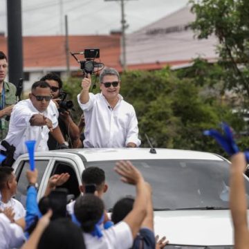 Retour au Honduras de l’ancien président gracié Juan Orlando Hernandez