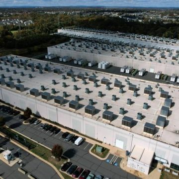 Émissions de CO2 : Google et Amazon peinent à tenir leurs promesses écologiques