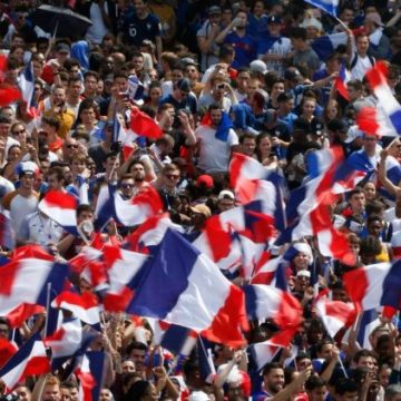 Paris explore des options pour des fan-zones pendant les matchs de l&rsquo;équipe de France