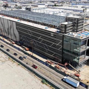 La gouverneure de New York suspend la construction de centres de données