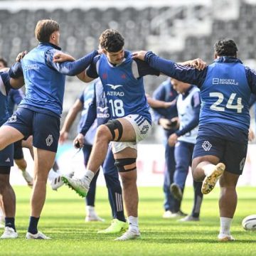 L’Équipe de France de rugby prête pour défier les All Blacks