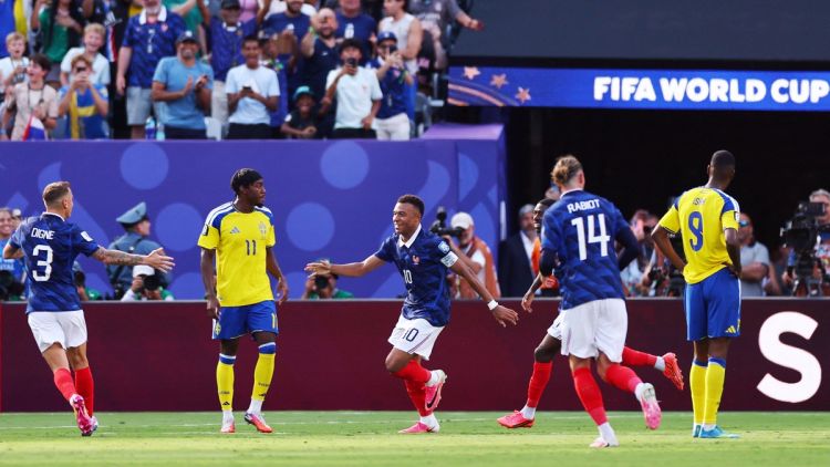 3aacac75-dcce-4cb6-b188-9b2e3525412a Mbappé et la France dominent la Suède en Coupe du monde
