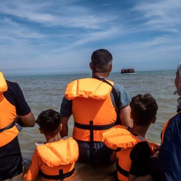 Risques Accrus pour les Exilés Tentant de Traverser la Manche