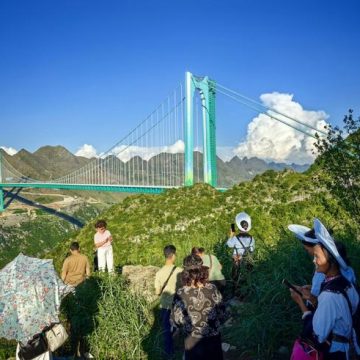 L&rsquo;infrastructure chinoise: entre démesure et défis