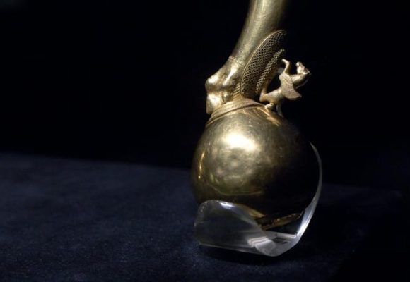 Vol audacieux au musée du Pays châtillonnais : un collier celte dérobé