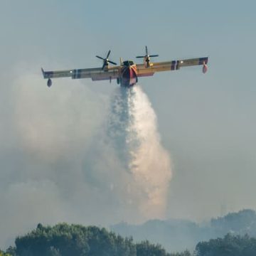 5da283fe-90b2-43f3-82b0-f28cbe2c0f62 Nouveaux incendies ravageurs dans le sud de la France