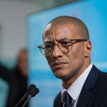 739184bc-559c-4ae6-953a-acc8e690ffee Karim Bouamrane, maire de Saint-Ouen, candidat à l’élection présidentielle