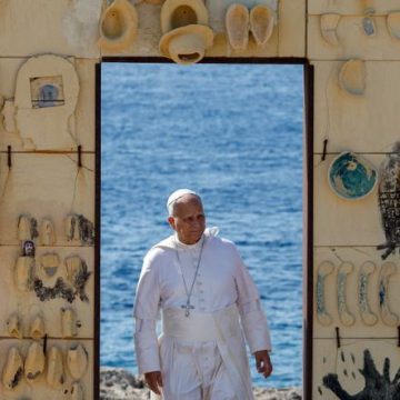 80f9045d-b258-4ec1-b8e8-ea6b40ab184b La visite du pape Léon XIV à Lampedusa : un appel à l’humanité