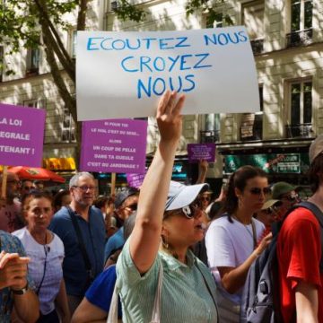 Violences sexuelles et culture masculine en ligne : Analyse d’une affaire alarmante