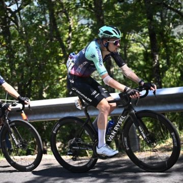Le Tour de France : L’attente avant l’étape décisive dans les Pyrénées