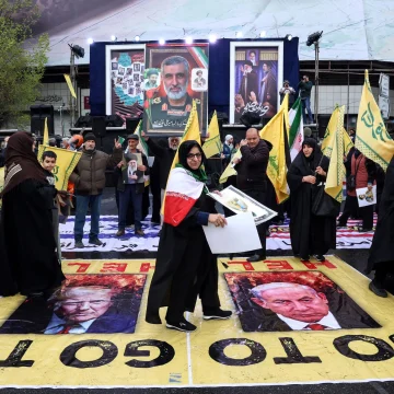 Funérailles de l’ex-guide suprême en Iran