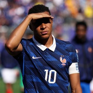 95ce9f32-8464-42c3-abfd-d6ab39bbfdbf Kylian Mbappé : Un capitaine engageant et influent lors du Mondial