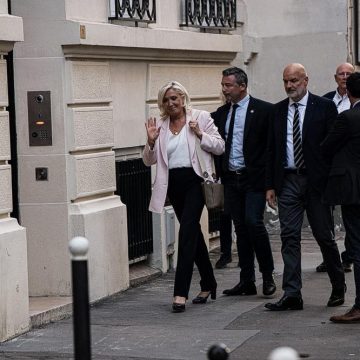 La stratégie judiciaire et politique de Marine Le Pen