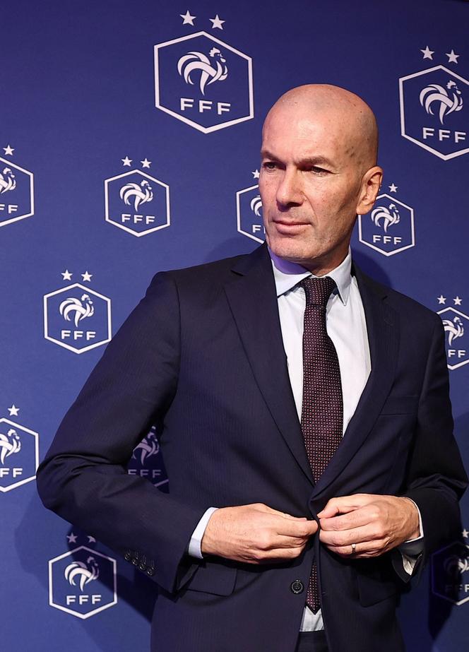 9d0d49d6-7568-41a2-8e31-cfea749266b8 Zinédine Zidane soutient le journaliste Christophe Gleizes emprisonné en Algérie