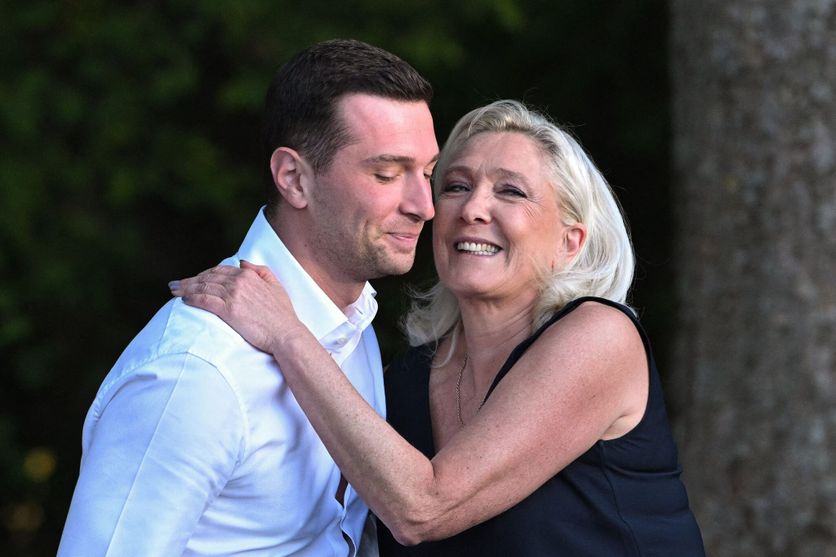 Rassemblement National rally in Lievin Marine Le Pen et Jordan Bardella : entre unité affichée et divergences à Liévin