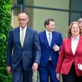 Un plan de réformes en Allemagne face à des défis politiques