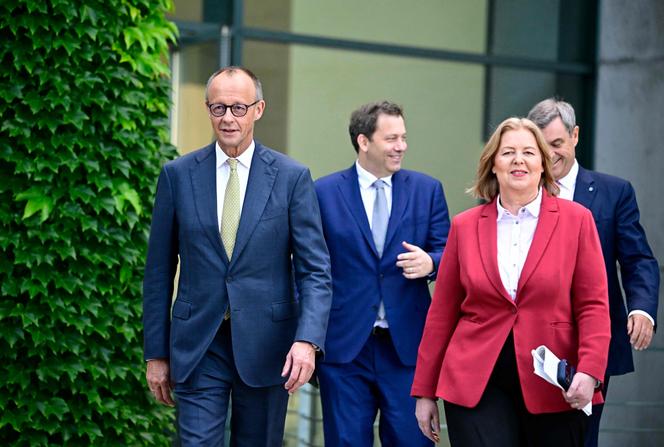 bb1d3e1b-a10b-4732-a772-4c4b29eedb62 Un plan de réformes en Allemagne face à des défis politiques