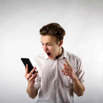 c53f60c4-1256-401b-8cdd-accedca5cc3f L’émergence et l’impact du smartphone : une évolution technologique majeure