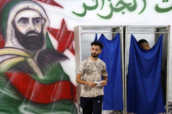 d074ed94-6394-484e-b510-d255a0535f46 Le taux de participation historique en Algérie lors des élections législatives