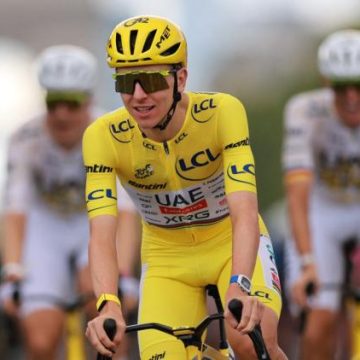 Tadej Pogacar entre dans l’histoire du Tour de France