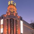 Le Grand Rex vend ses anciens fauteuils de cinéma