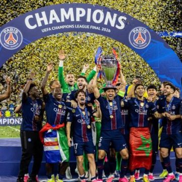 e5c850b4-f403-43e0-96a5-20e2ab428cf3 PSG et Aston Villa : Une Supercoupe d’Europe sous une éclipse solaire