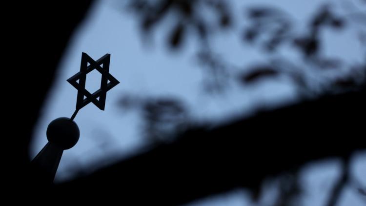 e91dd95b-814b-4da0-9722-1309332fbd36 Agression antisémite d’un rabbin à Nanterre : un acte de haine révélé au grand jour