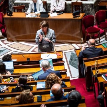Débats sur le projet de loi d&rsquo;urgence agricole et enjeux liés à l&rsquo;eau