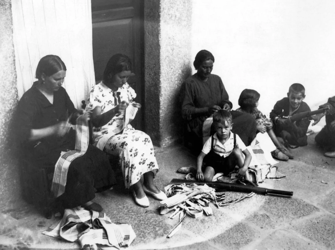 Comprendre la Guerre d’Espagne et ses Enjeux