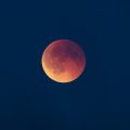 Éclipse Lunaire Partielle: Un Spectacle Matinal à Observer