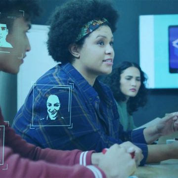 Facial recognition image over diverse business team discussing i Biais racistes dans les intelligences artificielles : étude et analyse