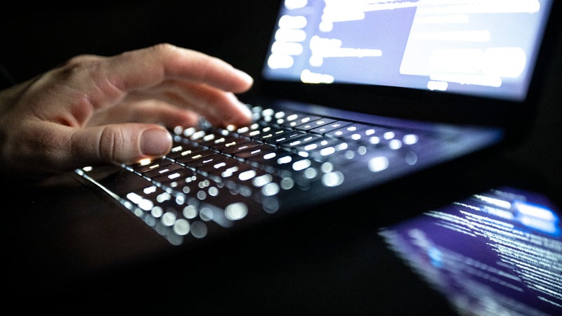 0fdd8cf9-01af-47c6-9a53-4192b737e7c7 Pirates informatiques ciblent le site gouvernemental