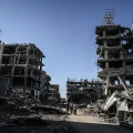 Des Palestiniens de Gaza arrivent en France pour reconstruire leur vie