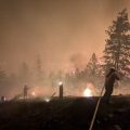 Incendies en Colombie-Britannique : Une victime et des évacuations massives