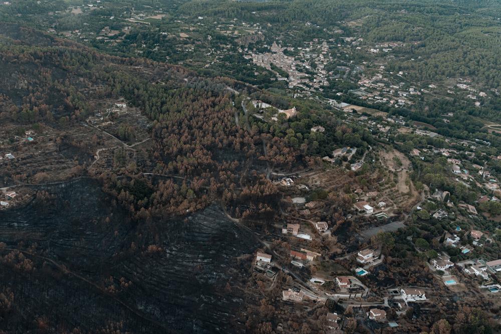 16faf50f-758f-4789-b50a-4ff87d622f02 Incendies et Canicule en France – Août 2026