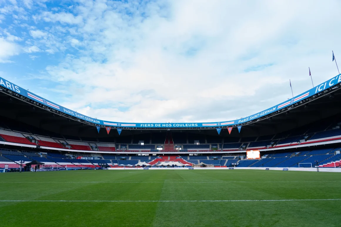 Les effets de la canicule sur les terrains de football amateur à Laval