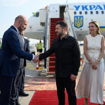 Volodymyr Zelensky en Serbie pour renforcer les liens bilatéraux