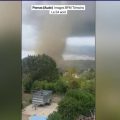 Intempéries: Une tornade frappe l&rsquo;Aude, provoquant des dégâts