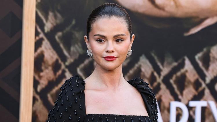 21944ec2-7621-4b26-a0a0-27ee57e6d187 Selena Gomez et sa mère poursuivies pour fraude à l’investissement
