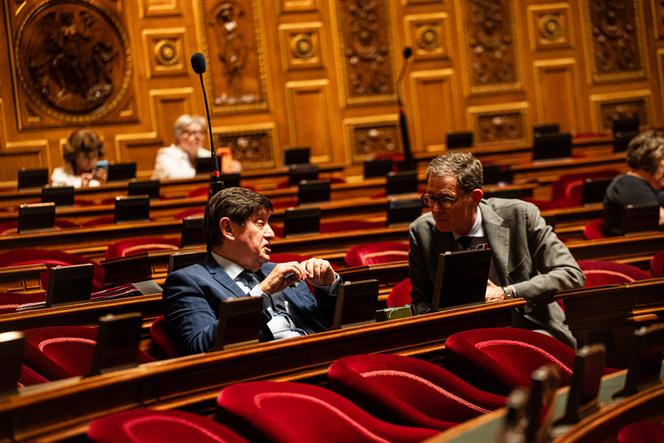 2f74795c-fc56-4f9d-9218-b8b6523d85e6 Appel à une enquête parlementaire sur le piratage de données fiscales