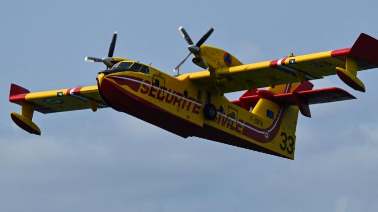 30e1521b-2dcd-413d-89fa-800e81edee11 Incendie massif à Monthermé, des renforts mobilisés