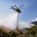 Collision d’hélicoptères en Grèce empêchant la lutte contre les incendies